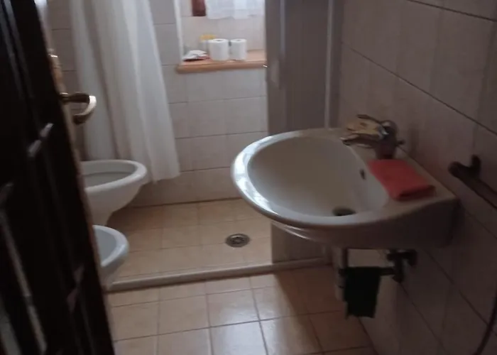 Uno Sguardo Sulle Forre Di Apartment